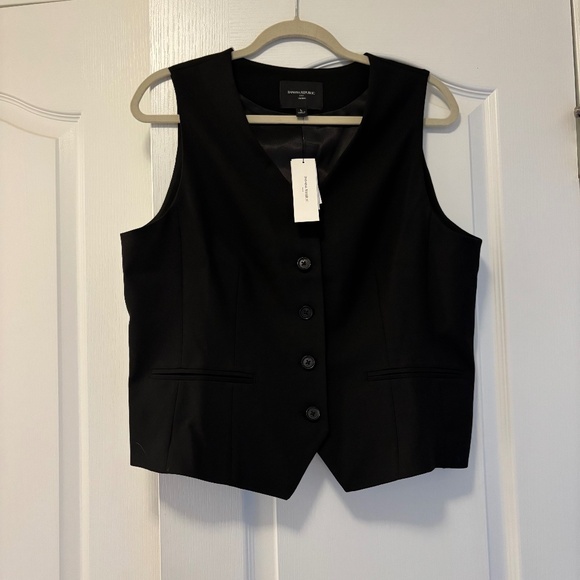 Banana Republic Factory Large Hayden Vest in Black - Picture 1 of 4